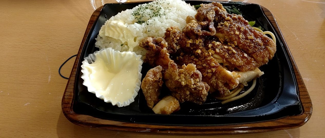 ほっともっとグリル八戸城下店　鶏もも一枚肉のから揚プレート　ガーリックマヨ