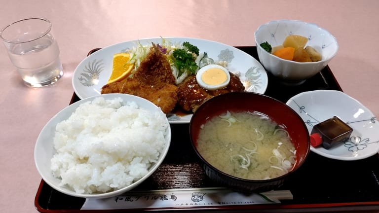 グリル飛鳥　土曜日　スペシャルランチ