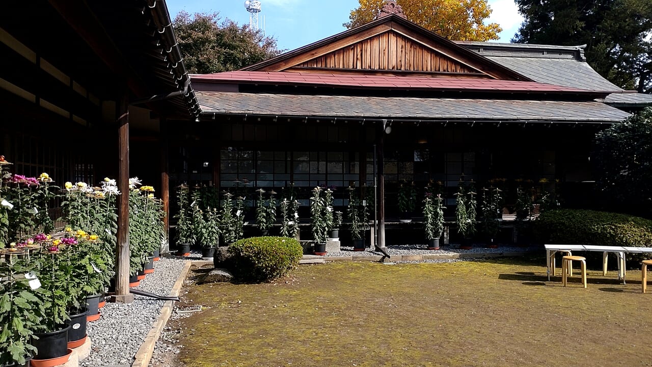 更上閣　建物　庭園