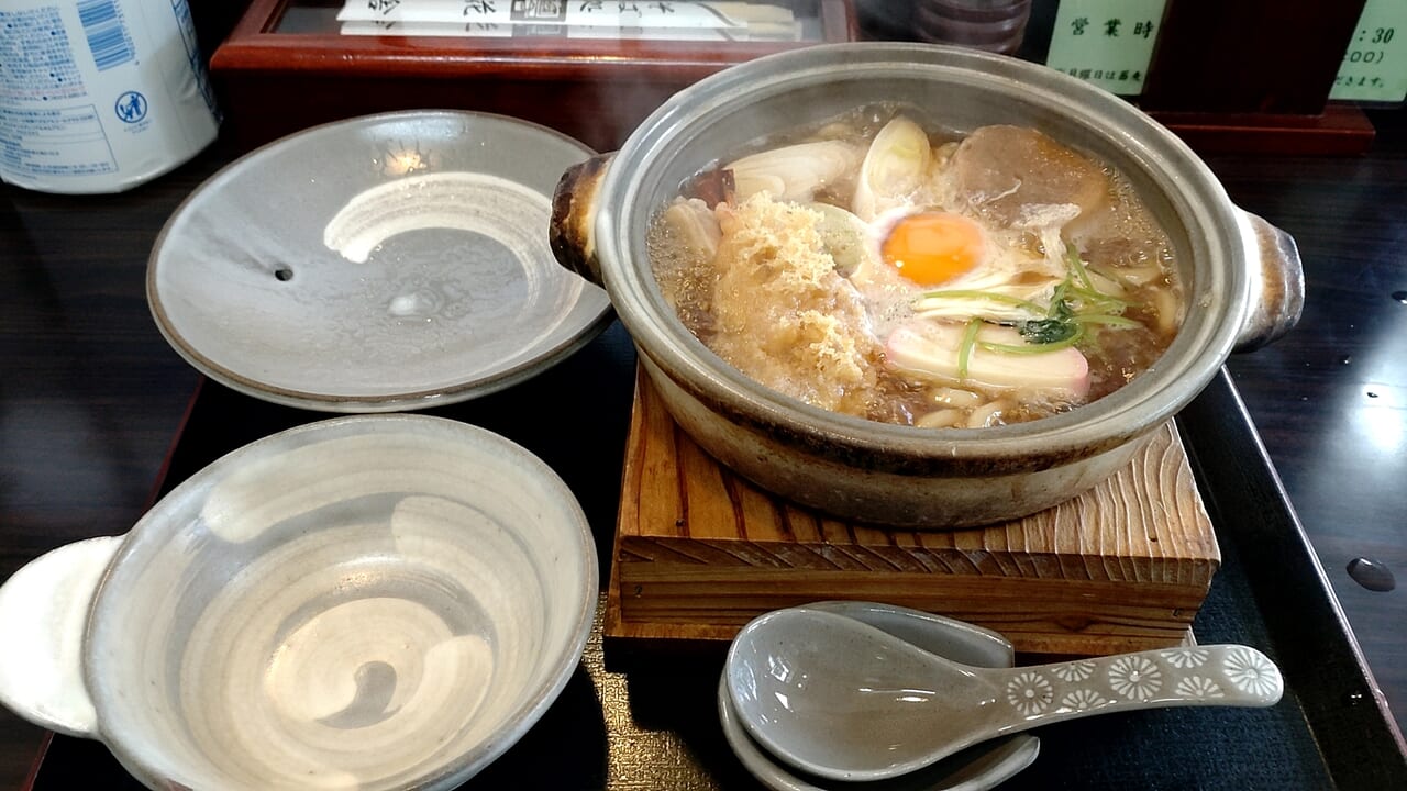 花舎　鍋焼きうどん　れんげ