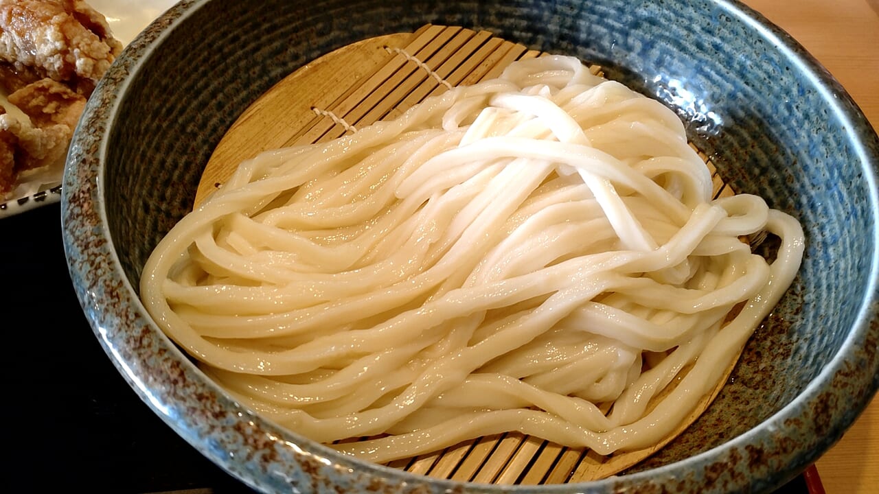 我のてんまる　うどん　器