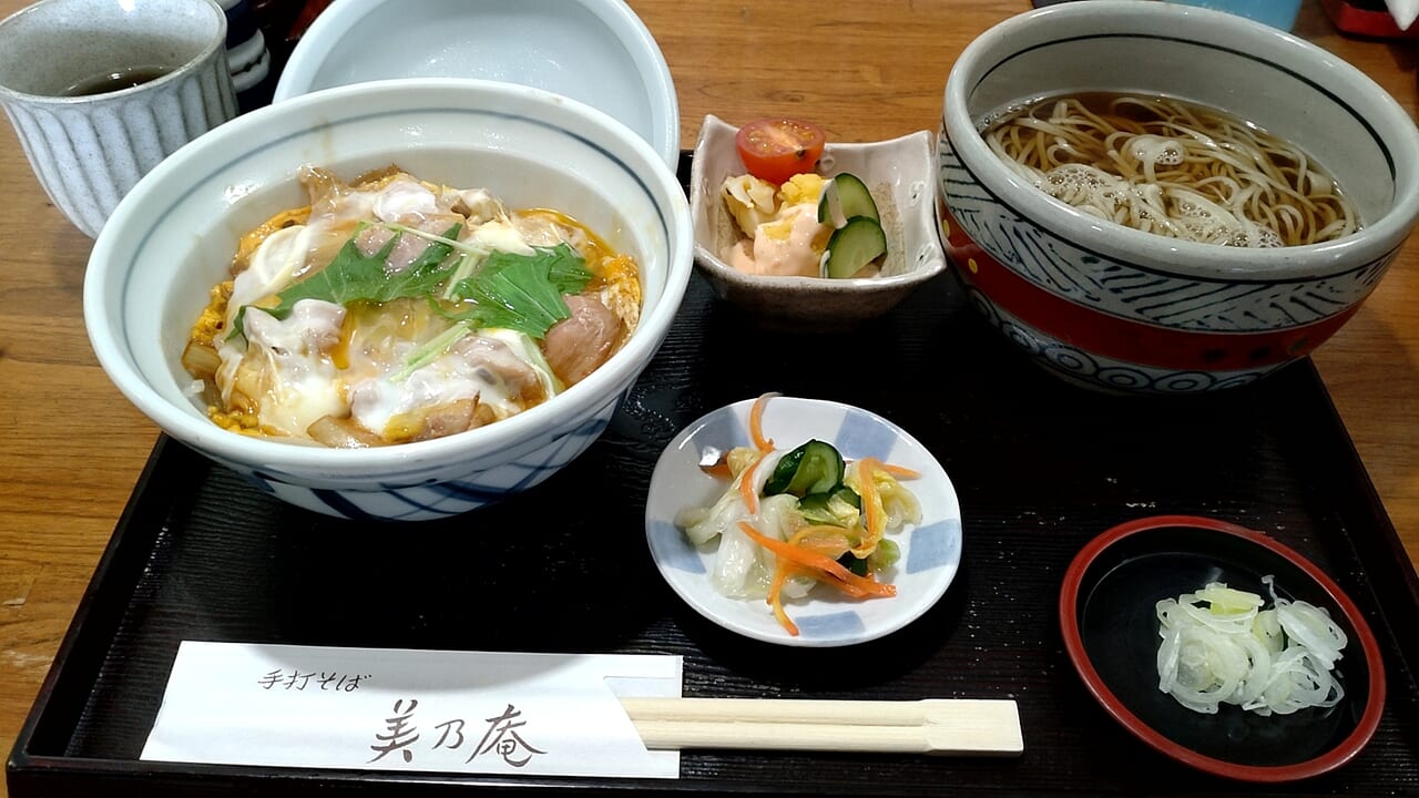 美乃庵　親子丼　セット