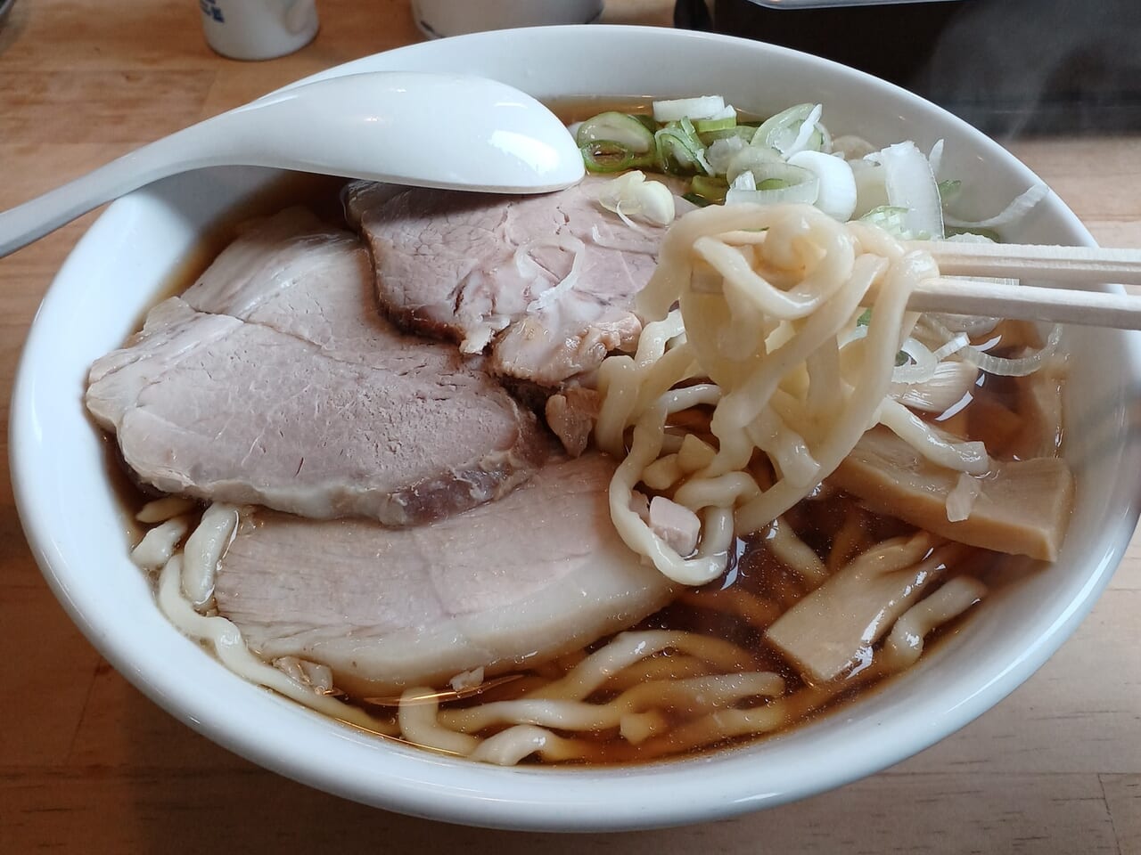 高長まるしげの麺