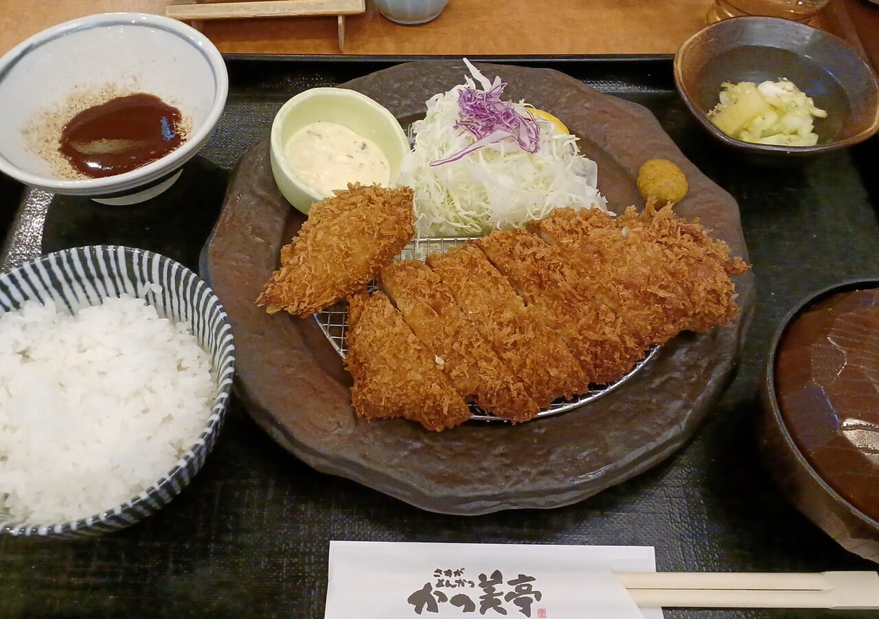 ロースカツ定食