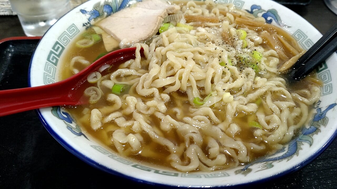 ケンちゃんラーメン　コショウ　ビジュアル