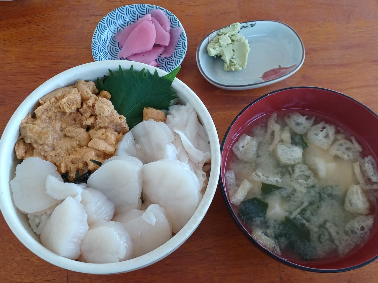 正立食堂ウニホタテ丼