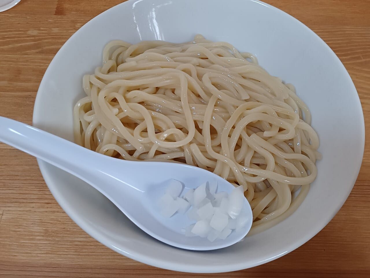 西中華そばの麺