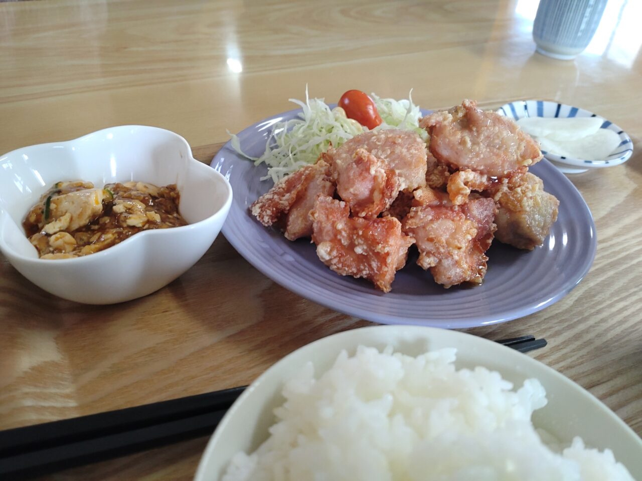 食事処佐々　からあげ定食　実物