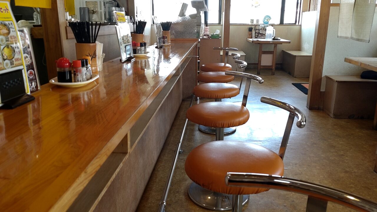 らーめん　元楽　店内