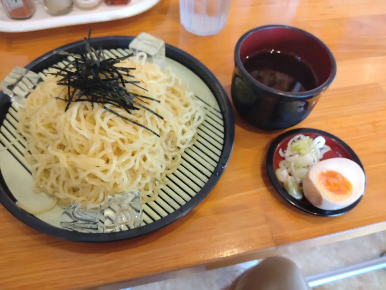 元楽　ざる中華　薬味