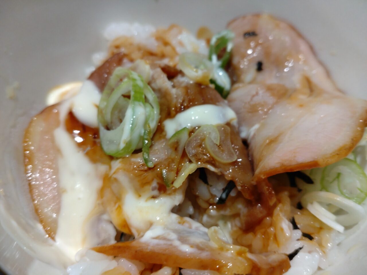 ラピア　NEOいちい チャーマヨ丼