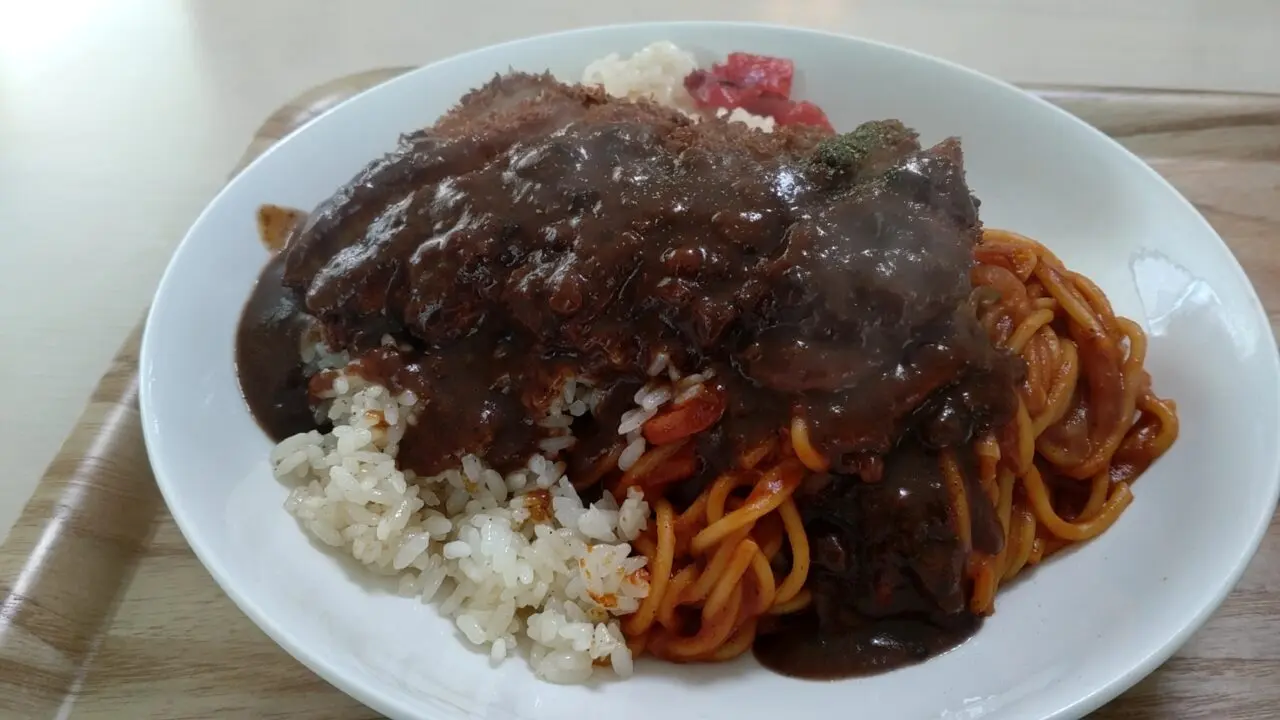 ちきゅう　食堂　トルコライス