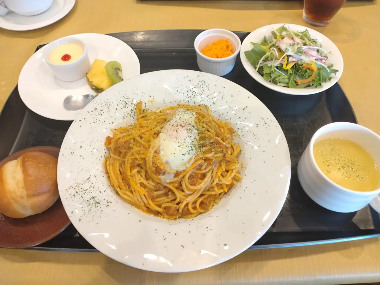 サードプレイス　Aランチ　パスタ