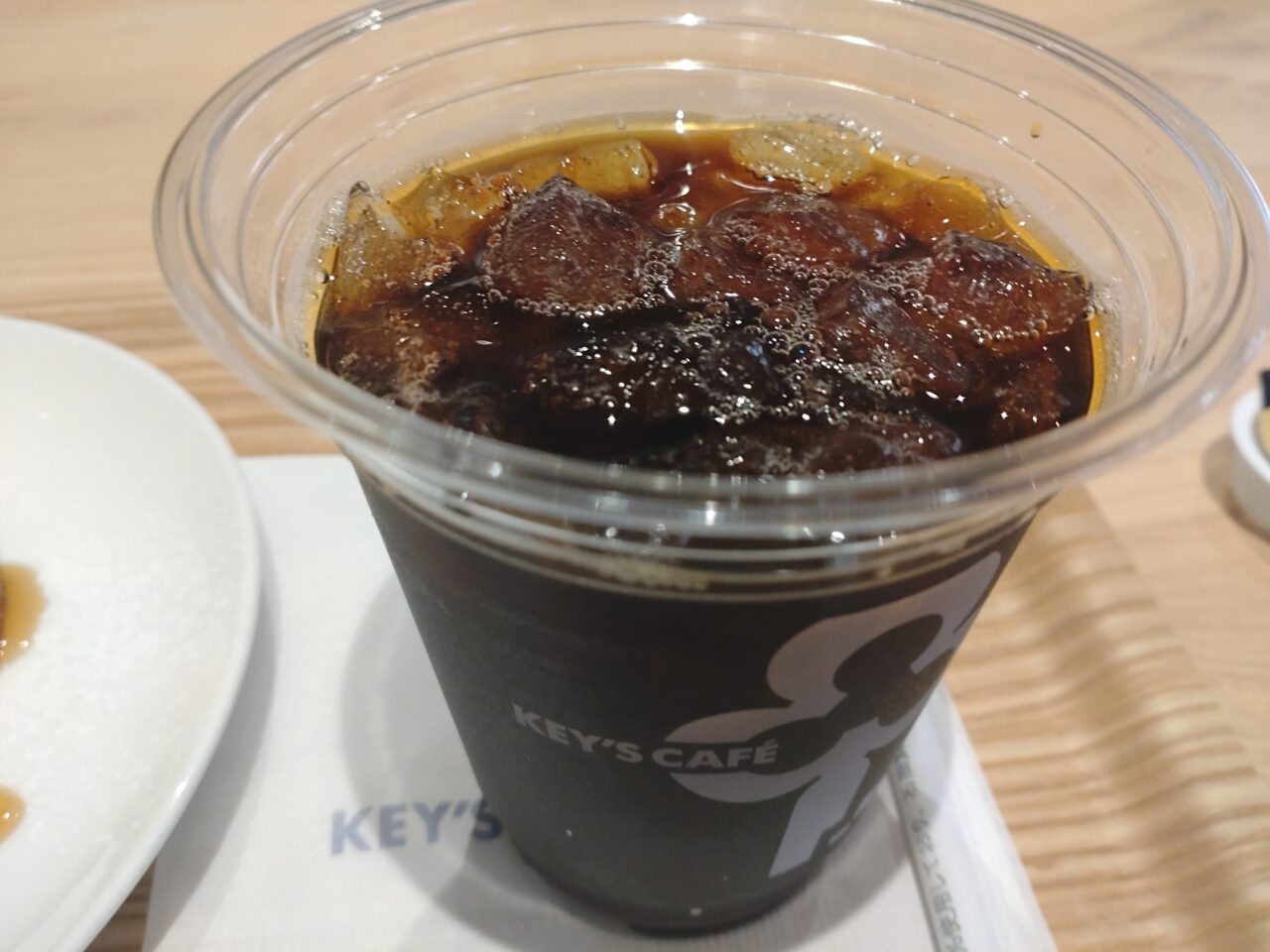 キーズカフェ　アイスコーヒー　実物