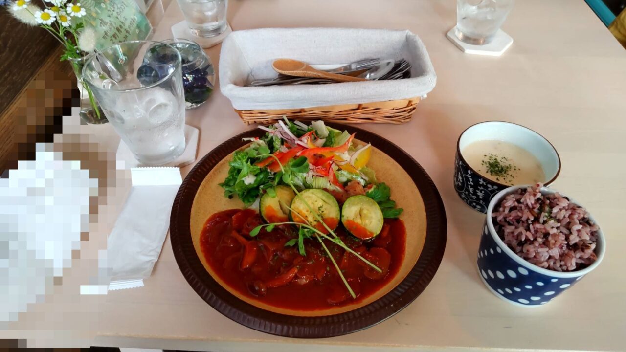 ダイニング　カフェいこい　Bランチ