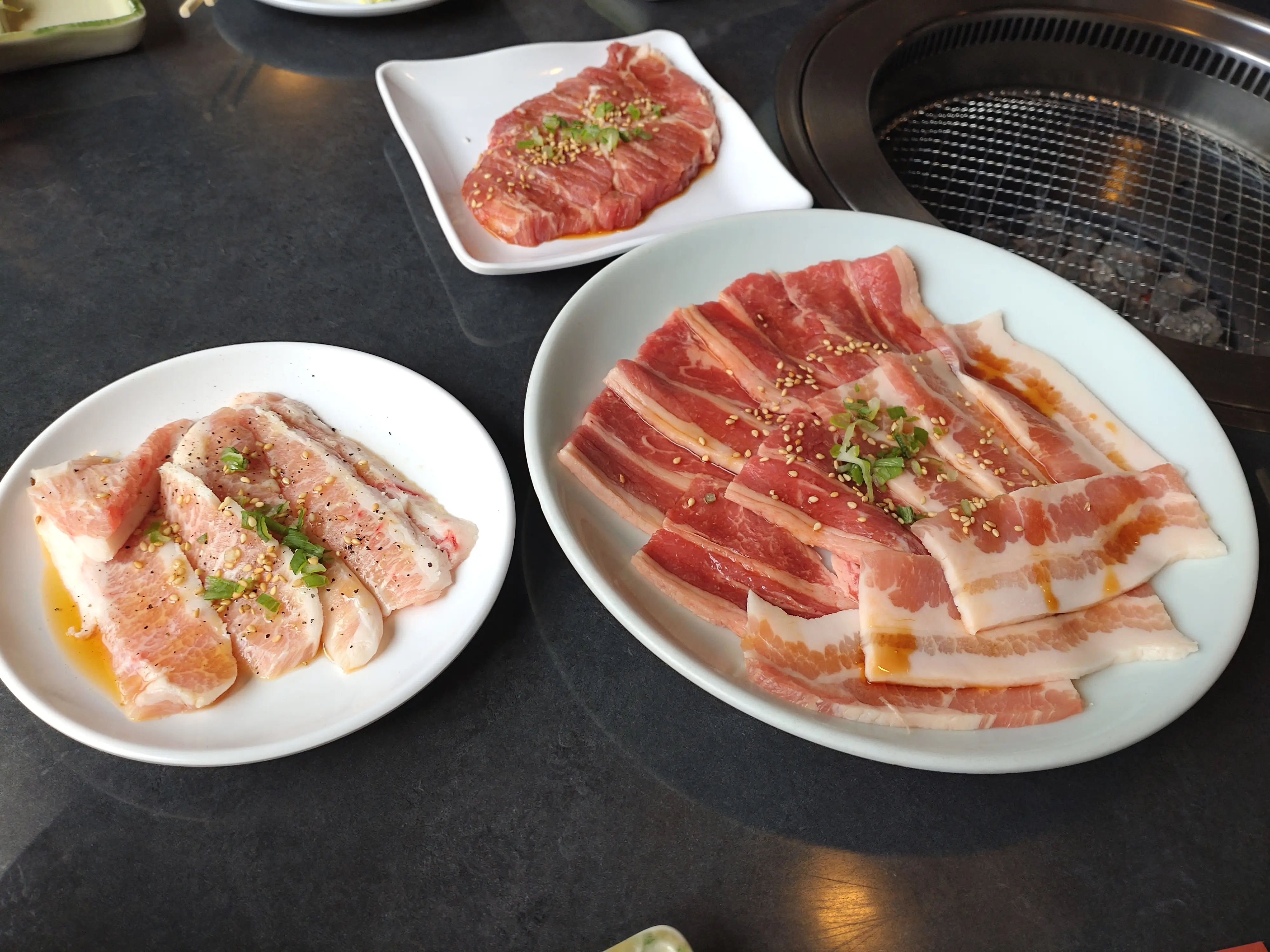 悠々館　食べ放題　お肉